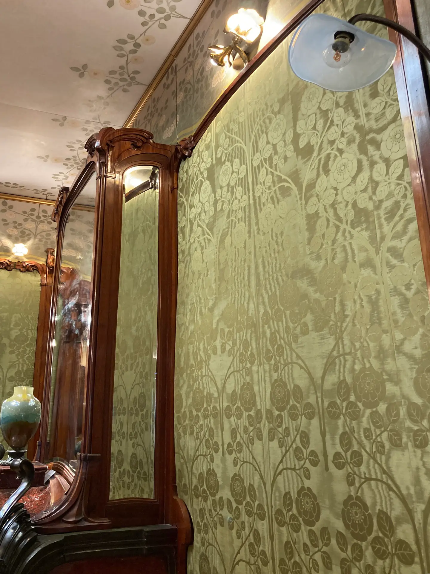 Toile tendue murale pour galerie d’art